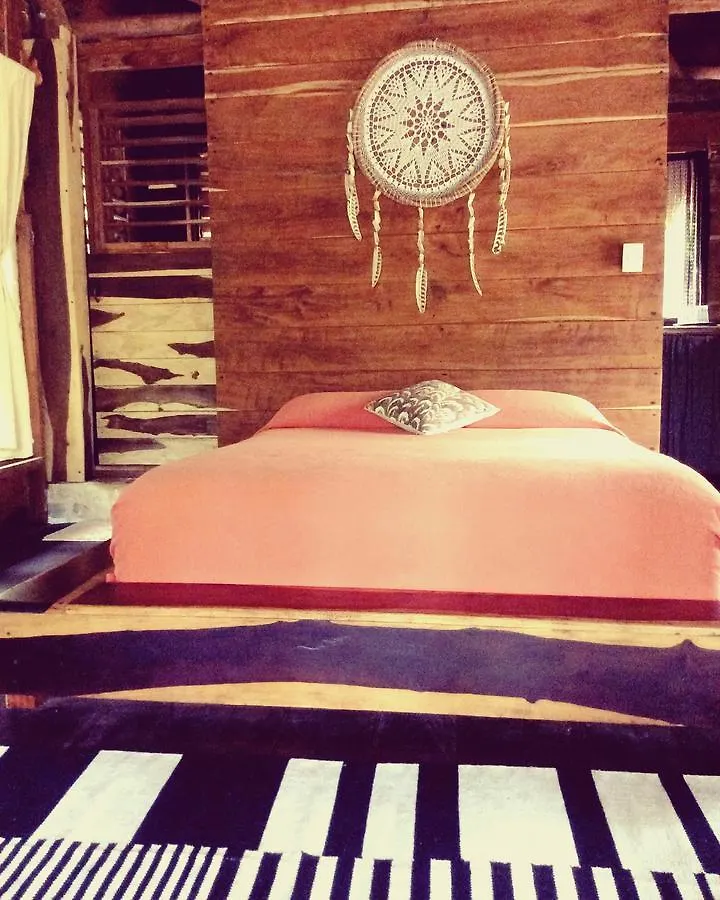 Escarabajo Rojo Bed & Breakfast Tulum